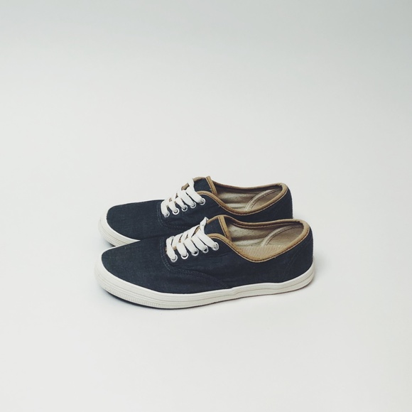 American Eagle Women's Blue Canvas Sneakers - Gently Worn - Size 6 - Picture 6 of 8